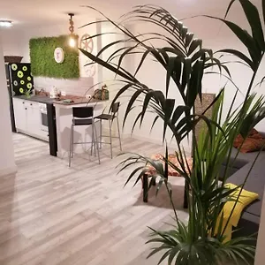 https://hacienda-la-extremea.in-canary-islands.com